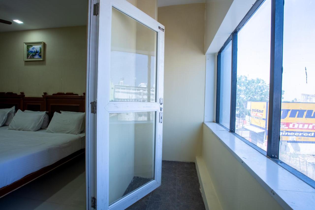 Svs Grande Hotel Pudukkottai Exterior photo